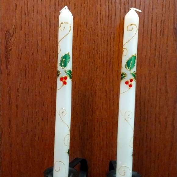 🎄HOLIDAY GLITTER HOLLY AND BERRY TAPER candles - Picture 1 of 5